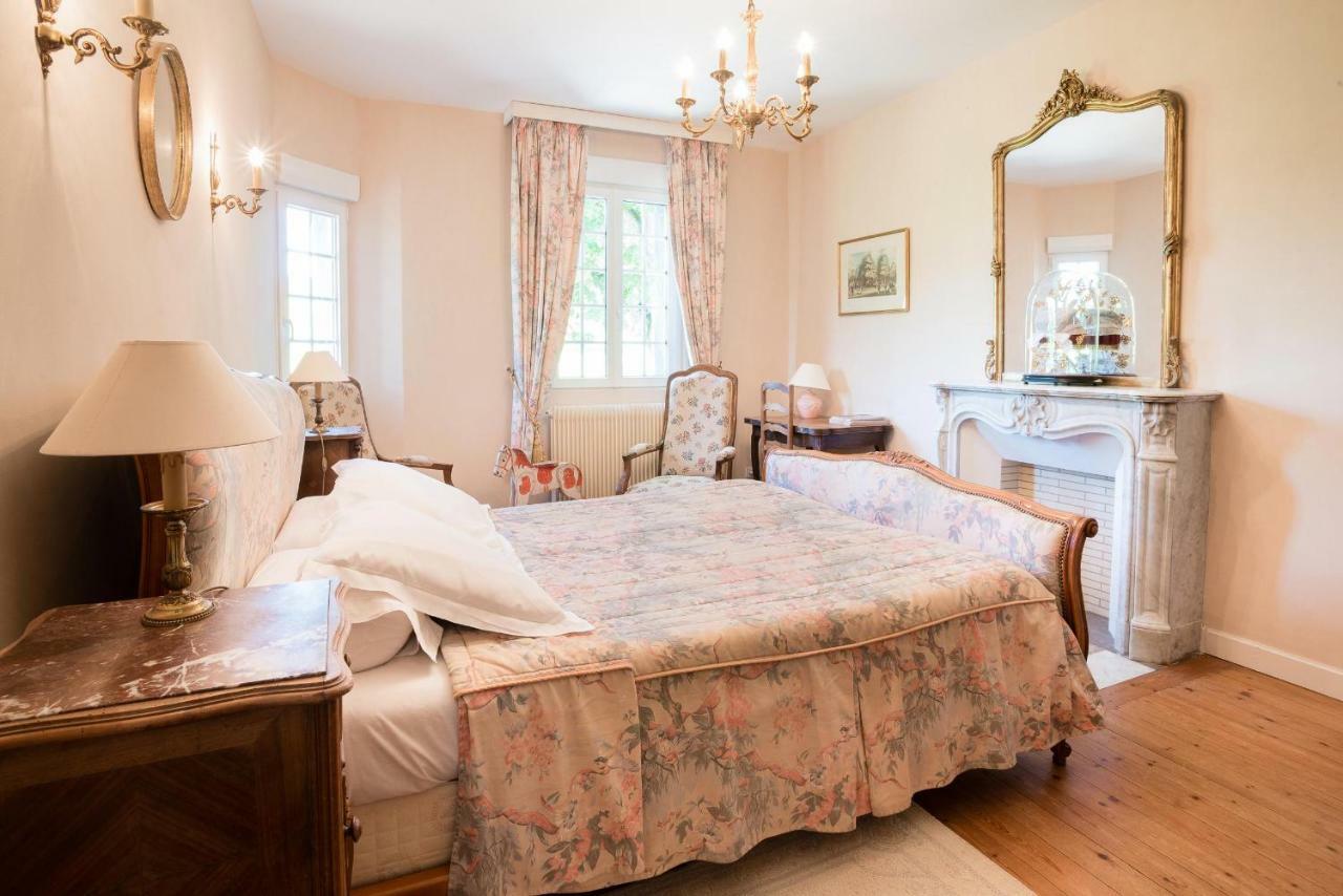 Bed and Breakfast Manoir De Sens Beuvron-en-Auge Exterior foto